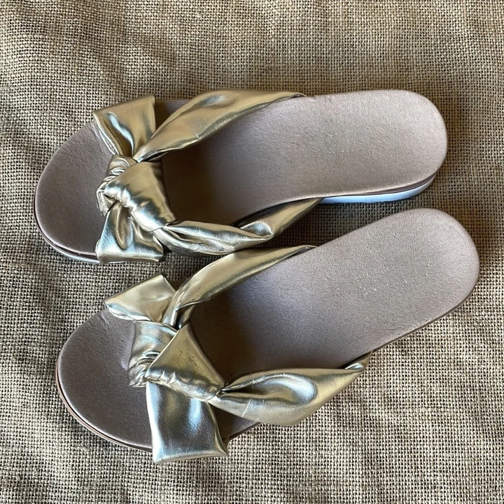 Catherine malandrino sandals bow Size 6 Slide Slip On